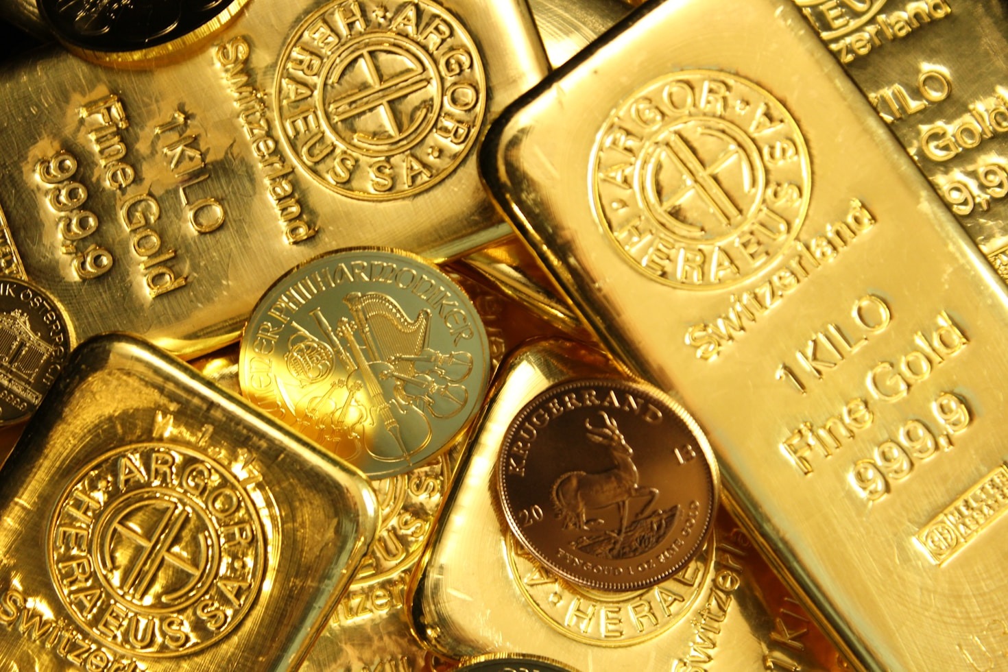 Understanding Daily Fluctuations in Gold Prices